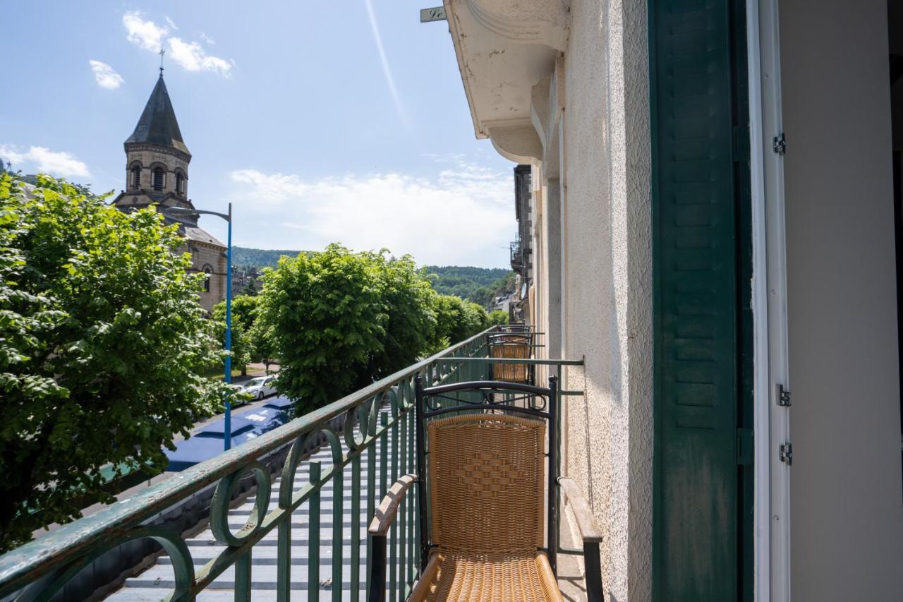 Le Geneve Hotel Ла Бурбул Екстериор снимка