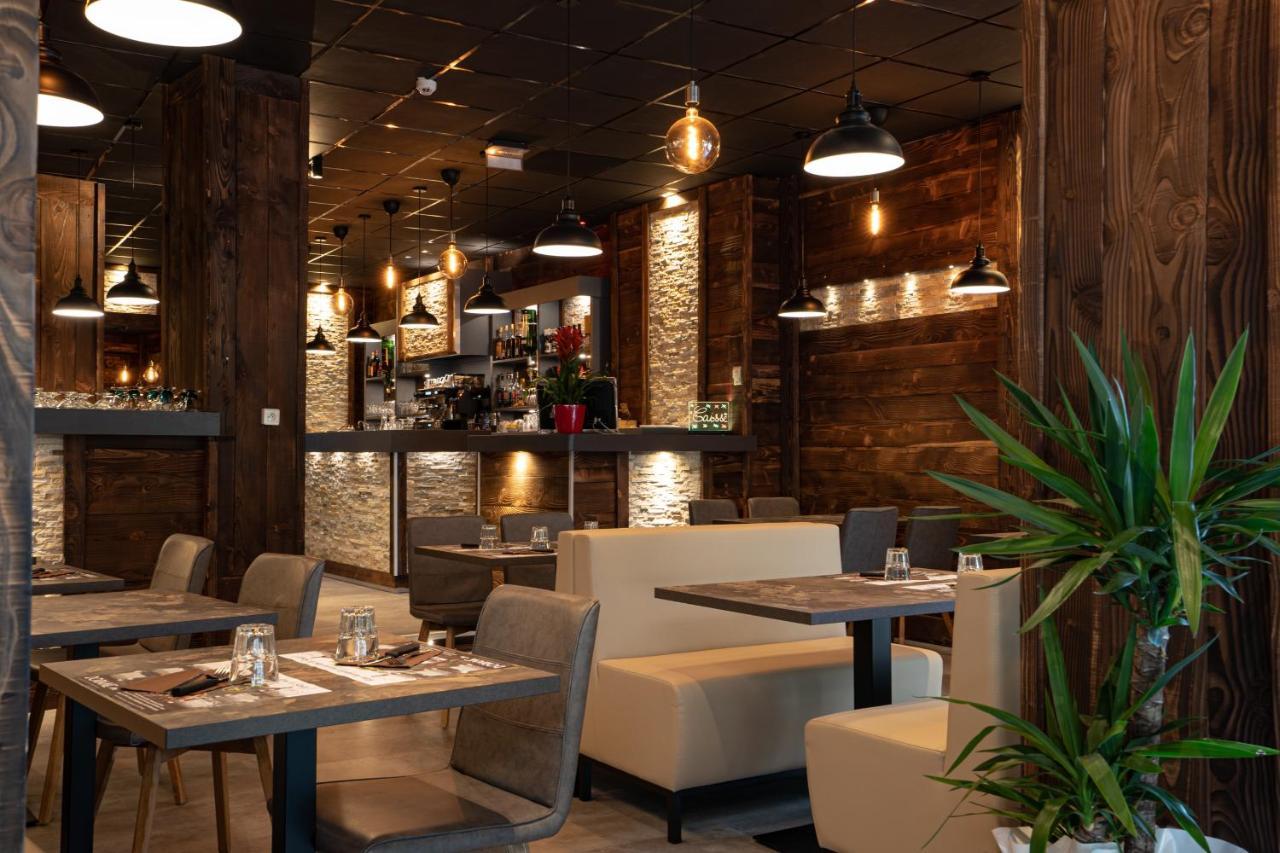 Le Geneve Hotel Ла Бурбул Екстериор снимка