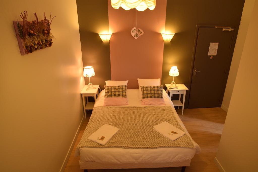 Le Geneve Hotel Ла Бурбул Екстериор снимка