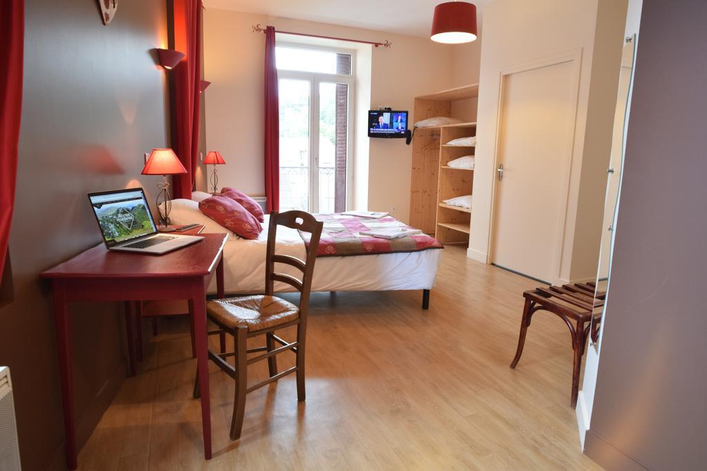 Le Geneve Hotel Ла Бурбул Екстериор снимка