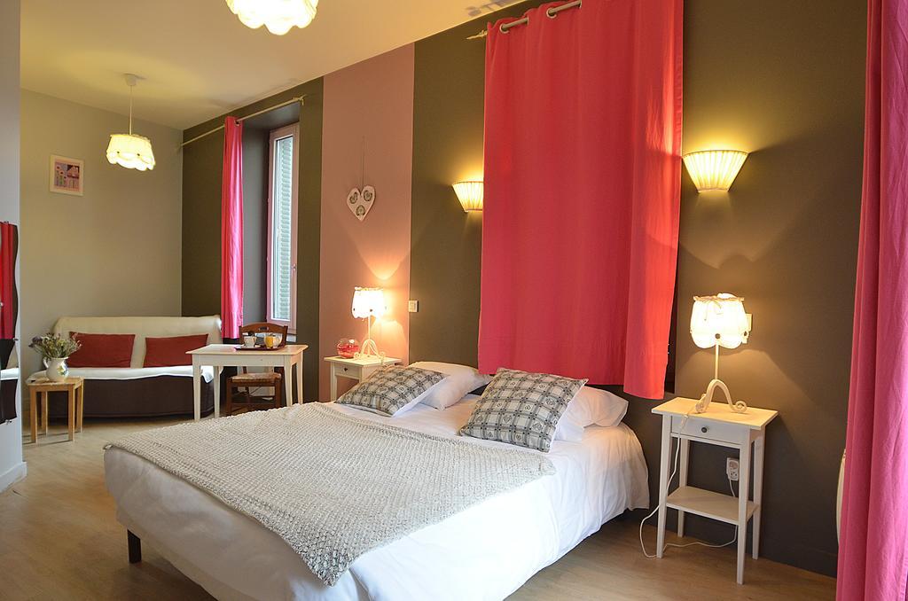 Le Geneve Hotel Ла Бурбул Екстериор снимка