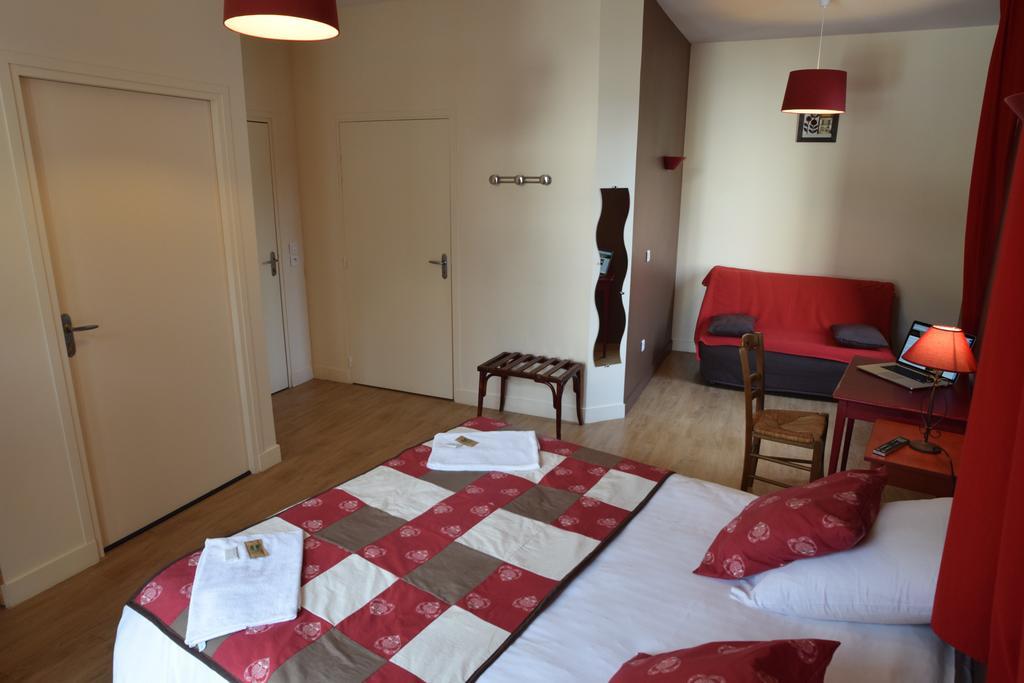 Le Geneve Hotel Ла Бурбул Екстериор снимка